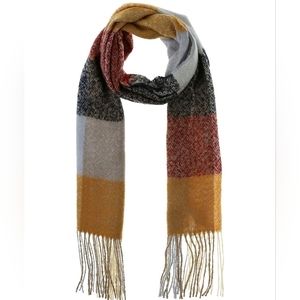 NWT Etereo Boucle Check Scarf